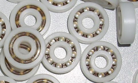 塑料軸承為什么選擇超高分子量聚乙烯（UHMWPE）材料？