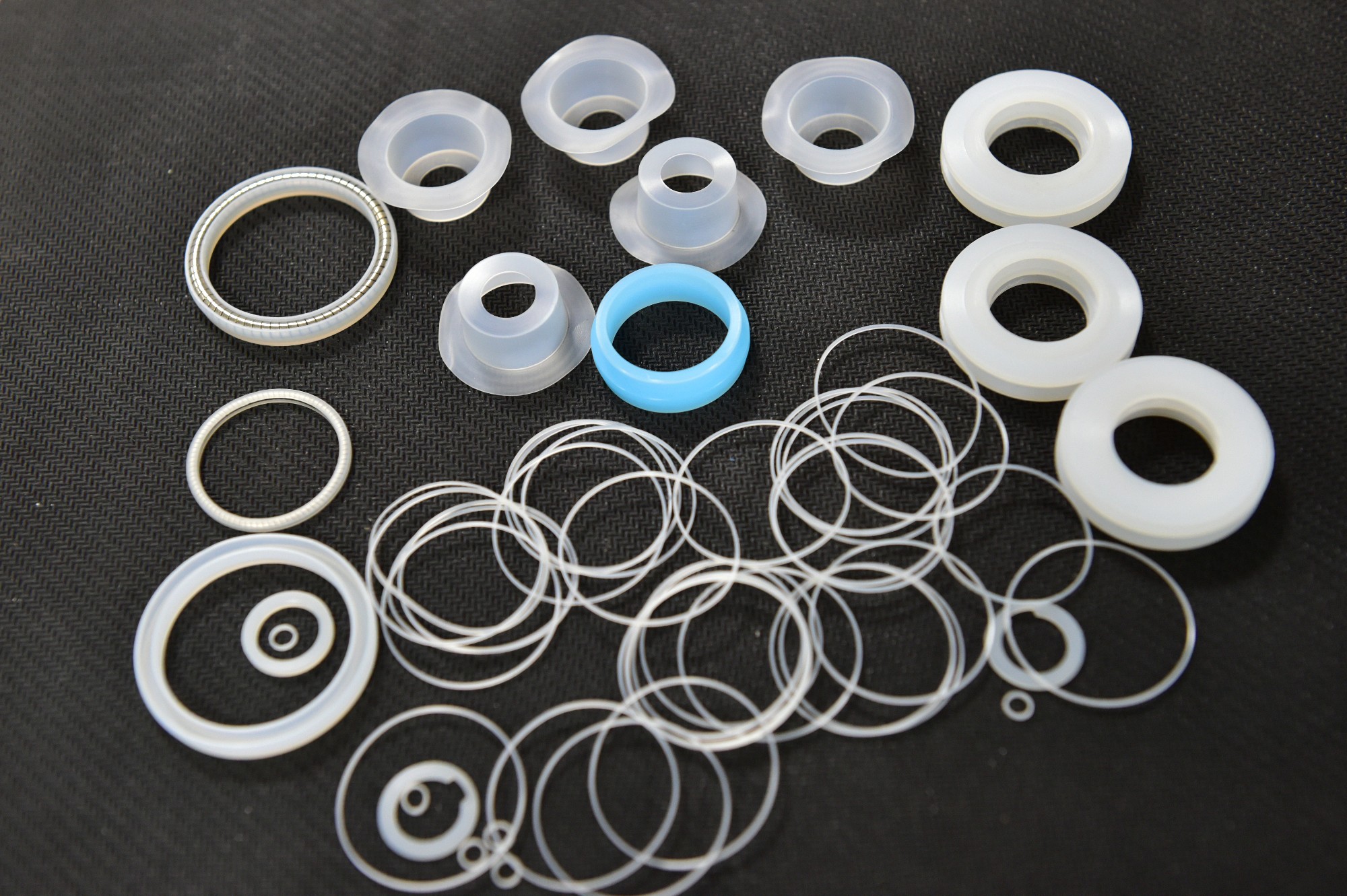 超高分子量聚乙烯（UHMWPE）作為密封材料有哪些優點？